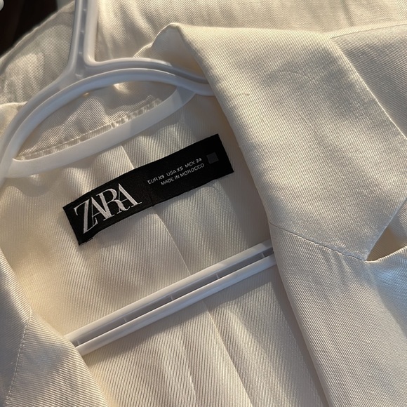 Zara Women’s Pant Suit - Picture 17 of 17